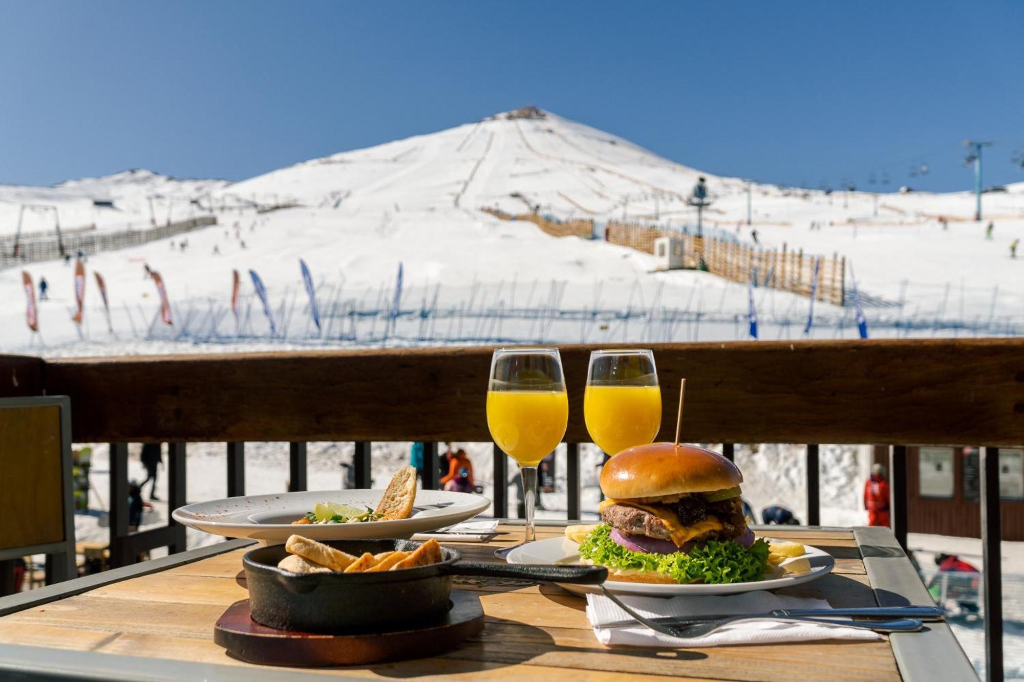 Departamentos Alojamiento Oficial Gran Parador Ski In - Out, Centro De Ski El Colorado, Farellones - Unico Con Descuentos En Servicios Del Centro De Ski Exterior photo