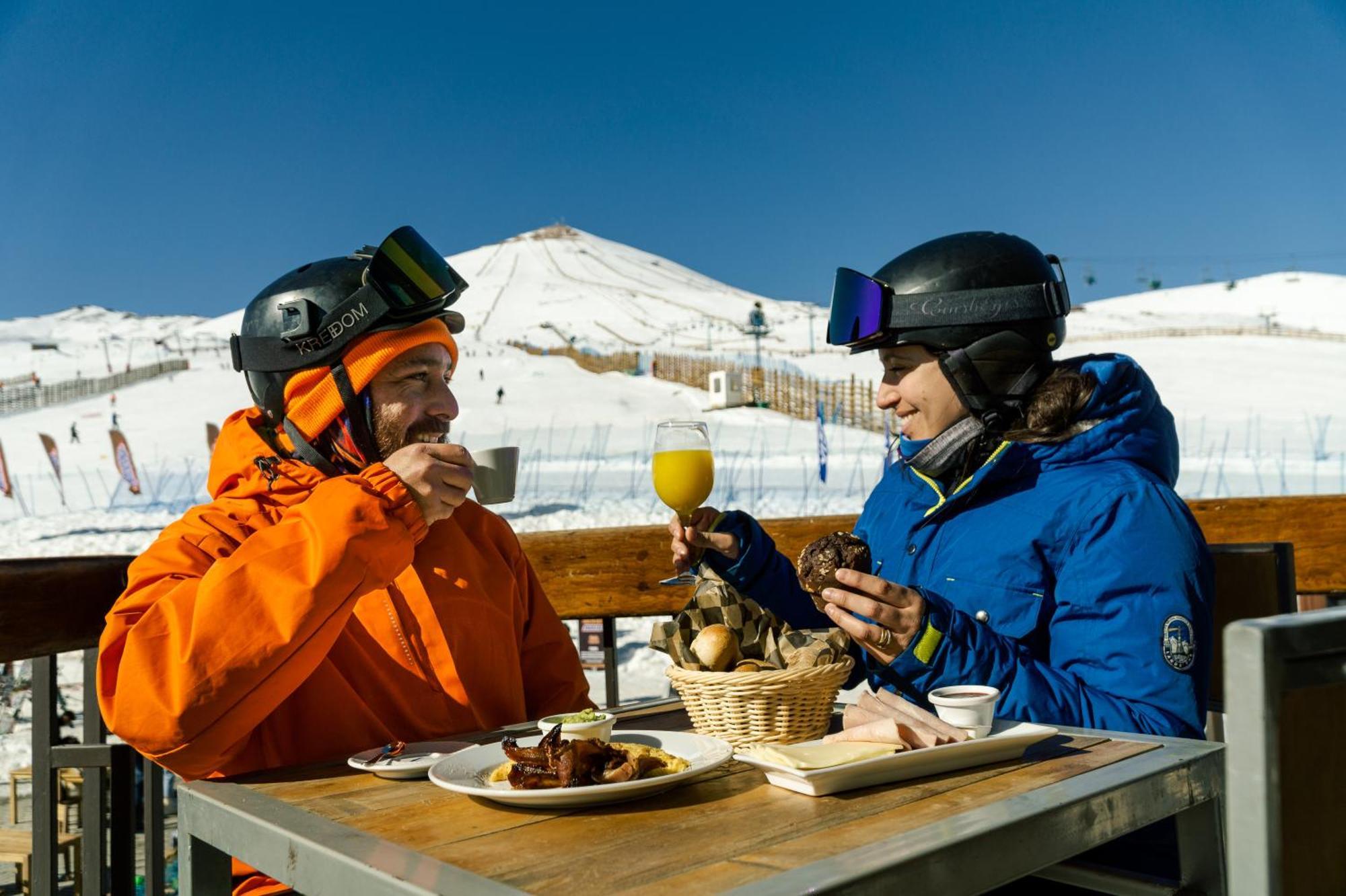 Departamentos Alojamiento Oficial Gran Parador Ski In - Out, Centro De Ski El Colorado, Farellones - Unico Con Descuentos En Servicios Del Centro De Ski Exterior photo
