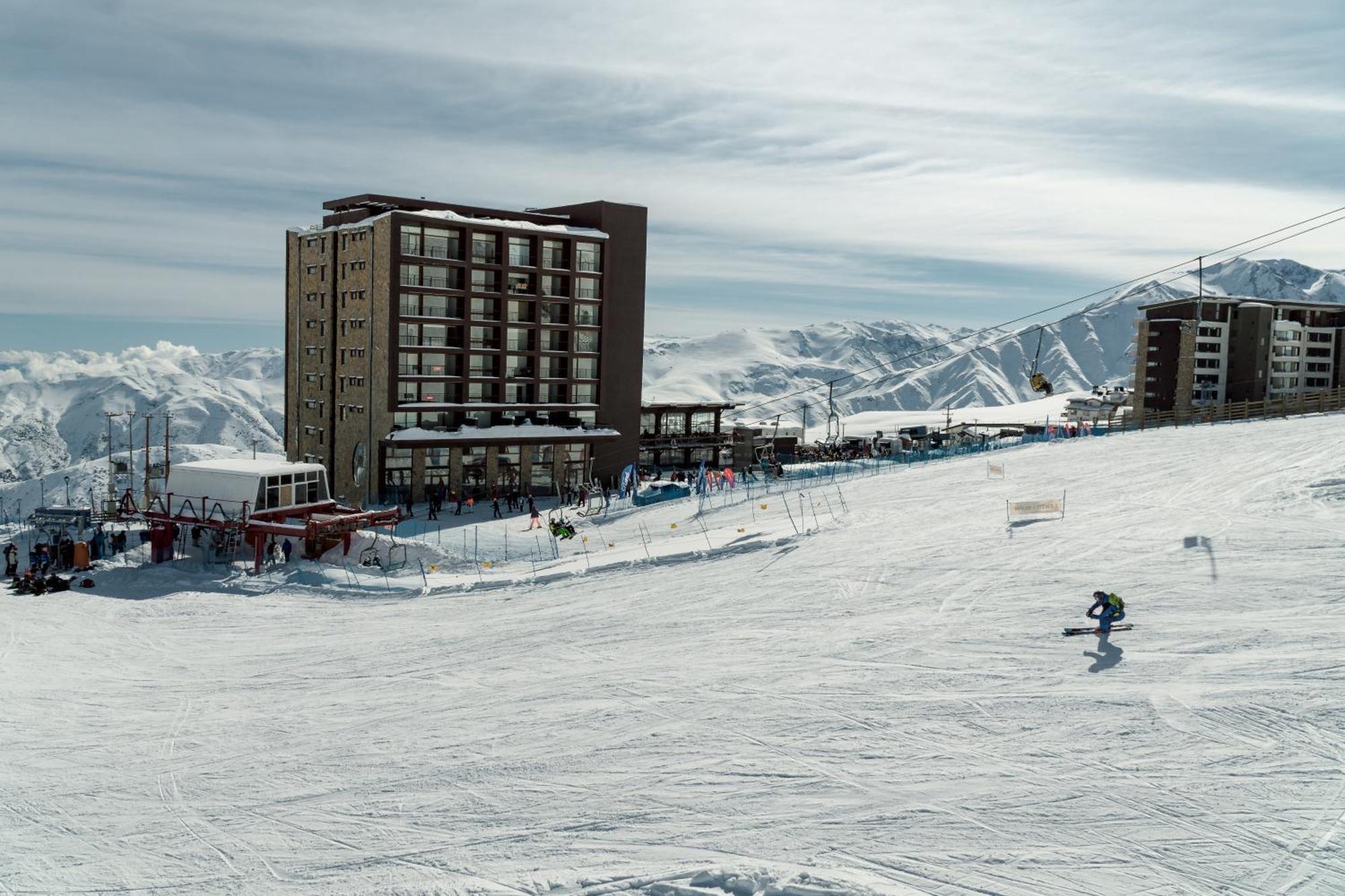 Departamentos Alojamiento Oficial Gran Parador Ski In - Out, Centro De Ski El Colorado, Farellones - Unico Con Descuentos En Servicios Del Centro De Ski Exterior photo